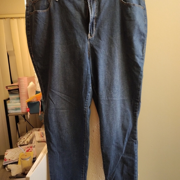 Rebel size 18 women's jeans denium comfortable, casual, stretchy, form fitting - Picture 3 of 8